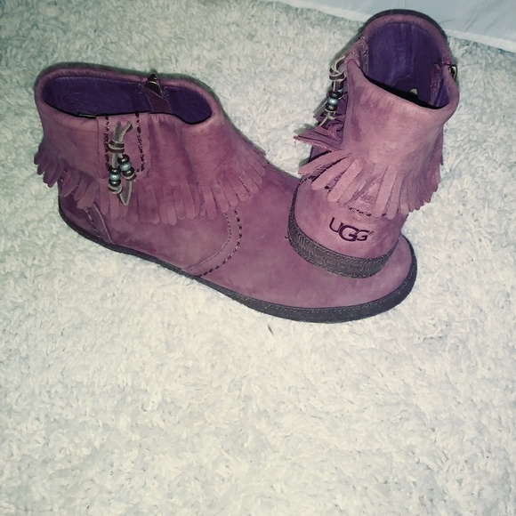 Ugg Tina Fringe boots - Picture 1 of 4